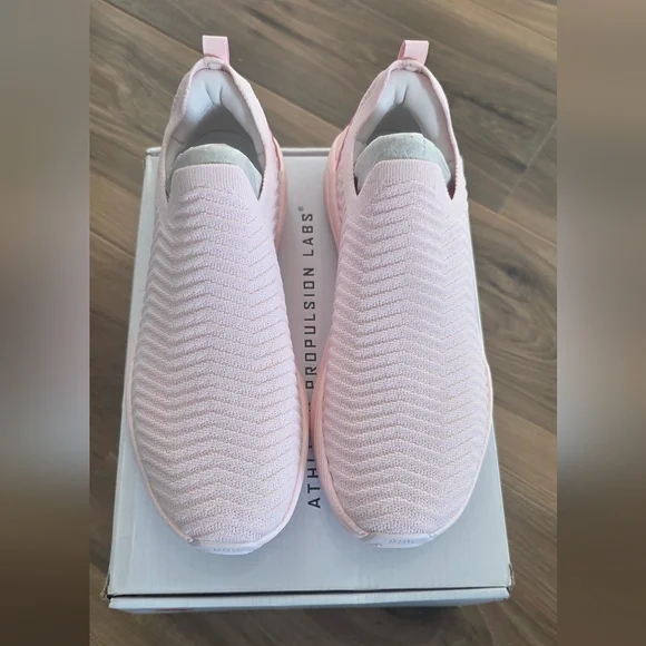 APL Women's Techloom Traveler - BLEACHED PINK - Picture 2 of 6